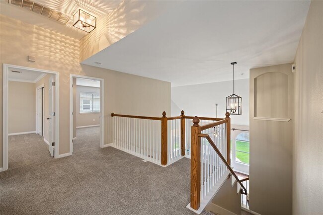 Building Photo - 11121 Sandstone Trail