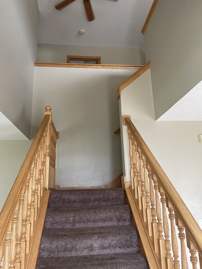 Building Photo - 15398 Radium St NW