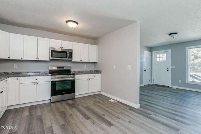 Building Photo - 1205 Morning Star Ln