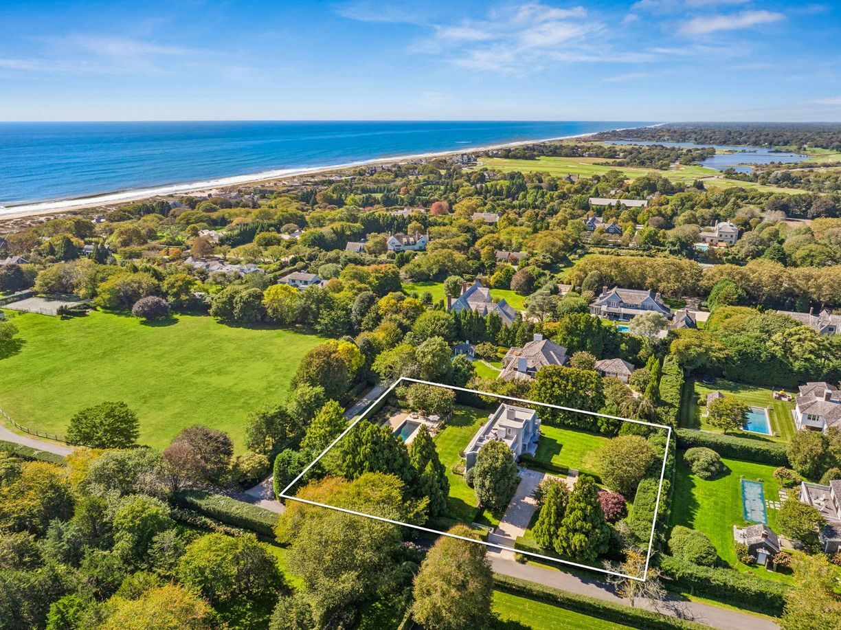 Building Photo - 8 Heller Ln