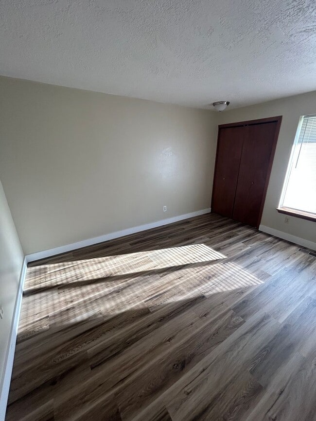 Building Photo - Renovated 3 Bedroom, 2 Bath Home in Newberg