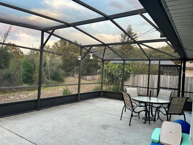 Building Photo - 15405 Margaux Dr