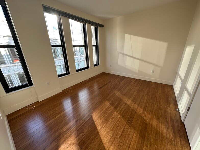 Building Photo - 30 Winter St