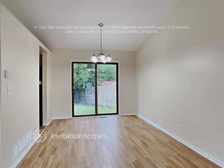 Building Photo - 2761 Melbourne Ln