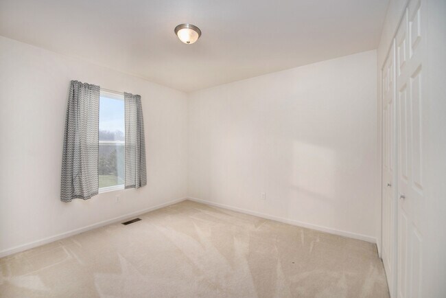 Building Photo - 8274 Cypress Way