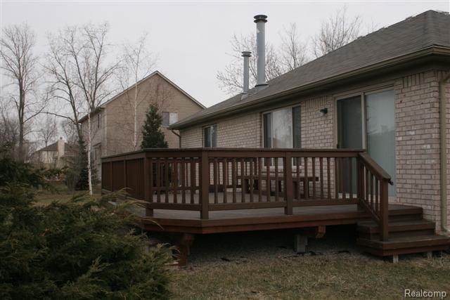 Building Photo - 2081 Newburgh Dr