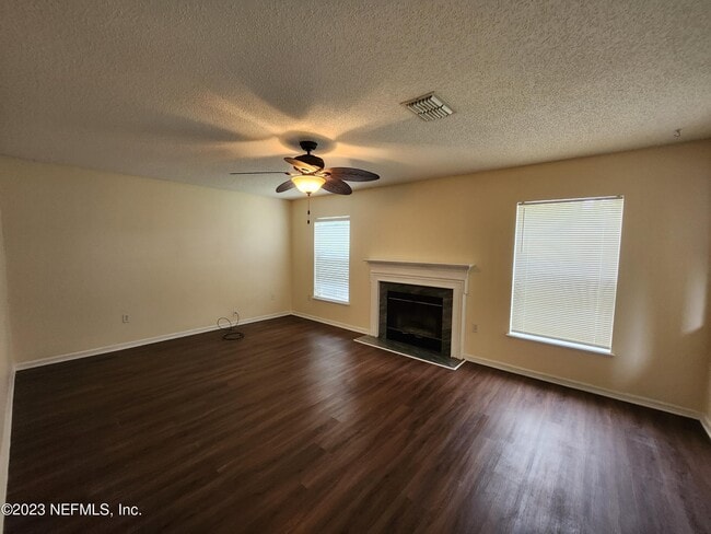 Building Photo - 7431 Overland Park Blvd