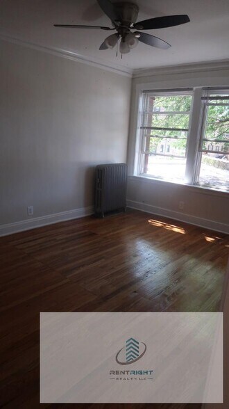 Building Photo - 4300 N Pulaski Rd