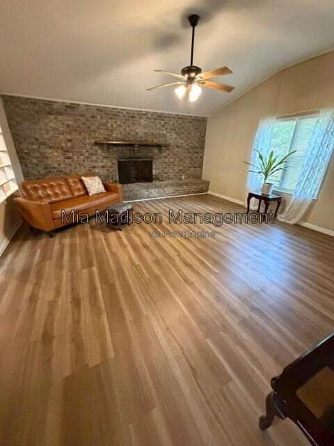 Building Photo - 9406 Dunwoody Dr