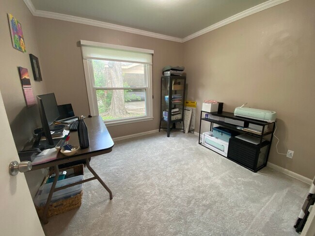 Building Photo - 1603 Briarcliff Blvd