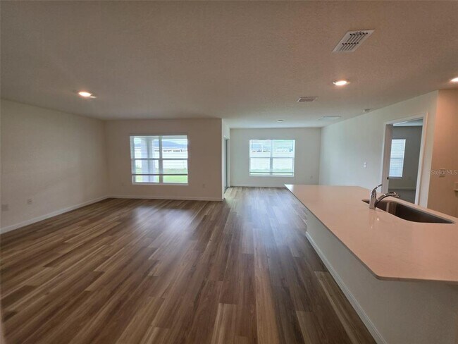 Building Photo - 4631 SW 88 Pl