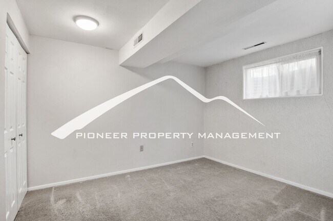 Building Photo - West Side 4 Bedroom Home with Mountain Setting Open Space Behind, 2 car Garage with AC