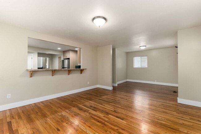 Building Photo - 3848 S 400 E