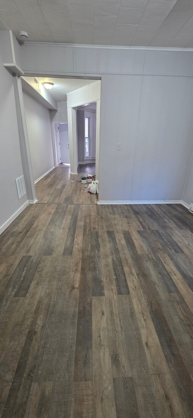 Building Photo - 1135 Poplar Grove St