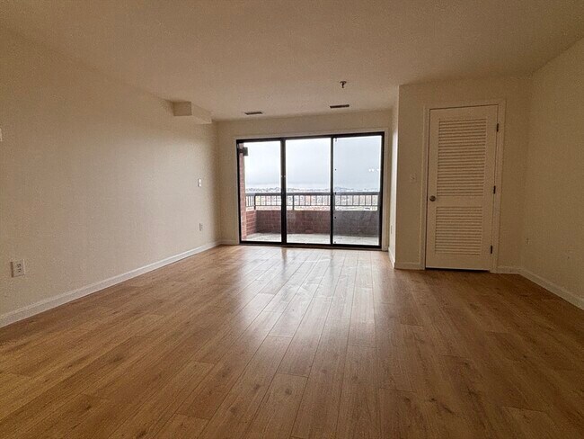 Building Photo - 3920 Mystic Valley Pkwy