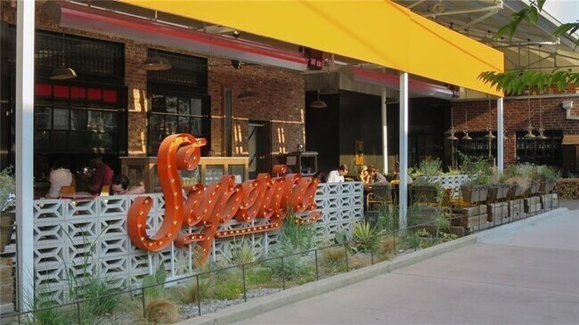 Building Photo - 791 Wylie St SE