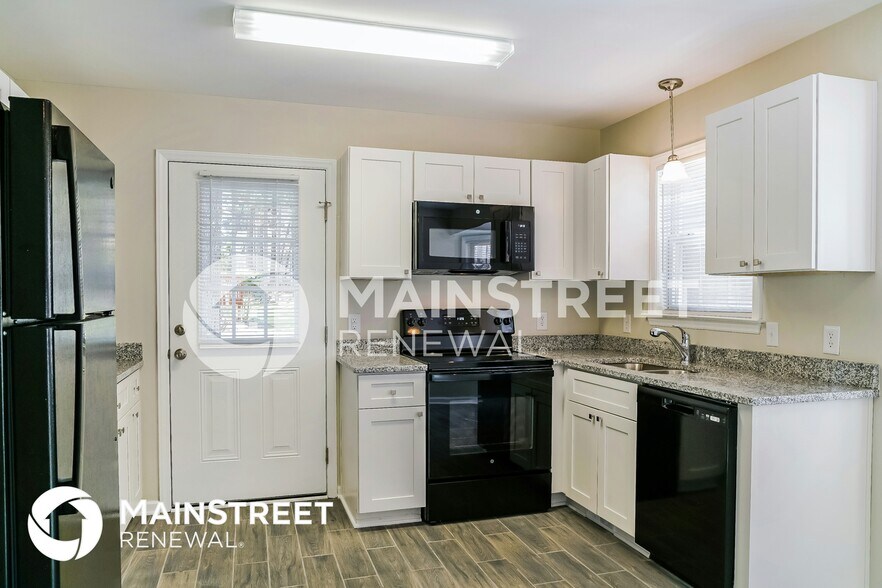 Building Photo - 321 Hocutt Dr