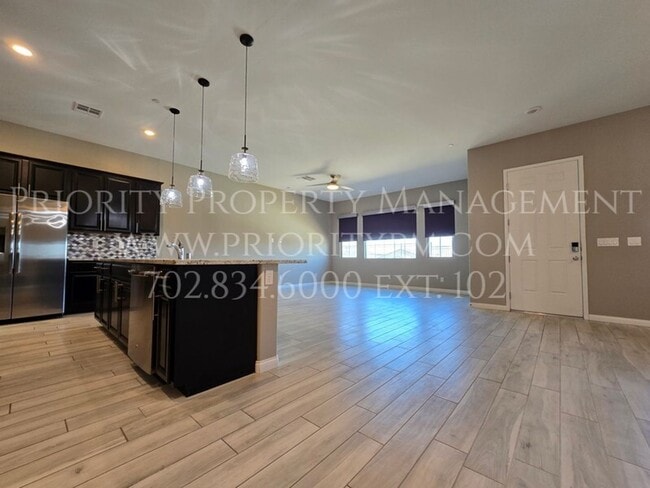 Building Photo - GORGEOUS HERITAGE AT CADENCE SINGLE STORY Townhome!  READY FOR MOVE IN!