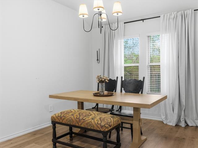 Building Photo - 11120 E Chase Ln