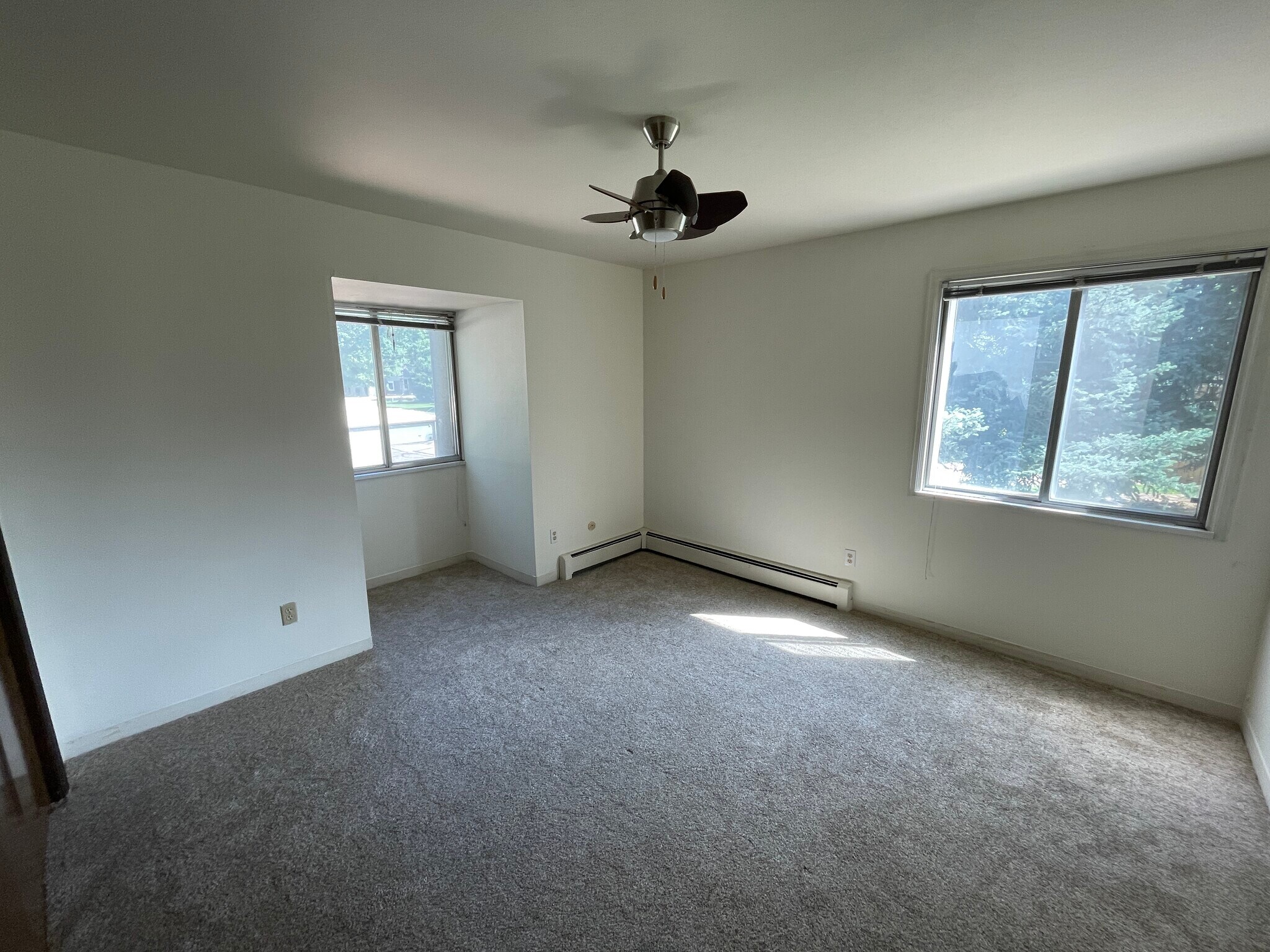Building Photo - 1315 Kirkwood Dr