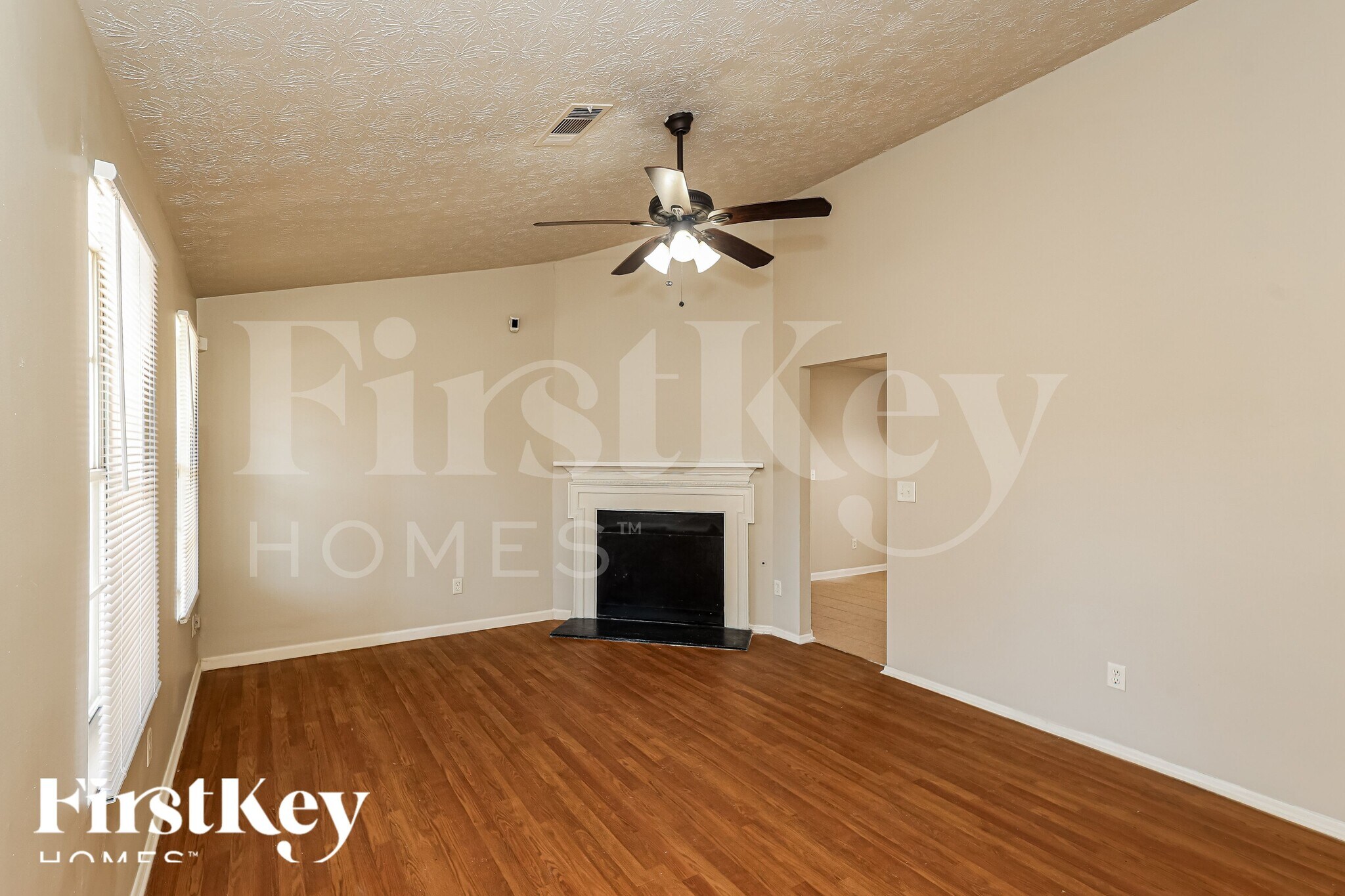 Building Photo - 6450 Peppermill Ln