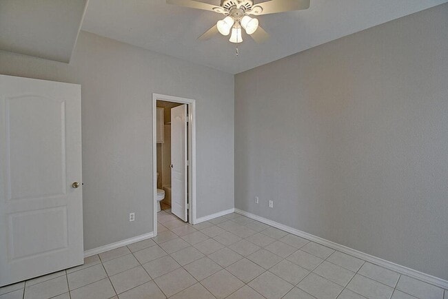 Building Photo - 13986 Fortuna Bay Dr