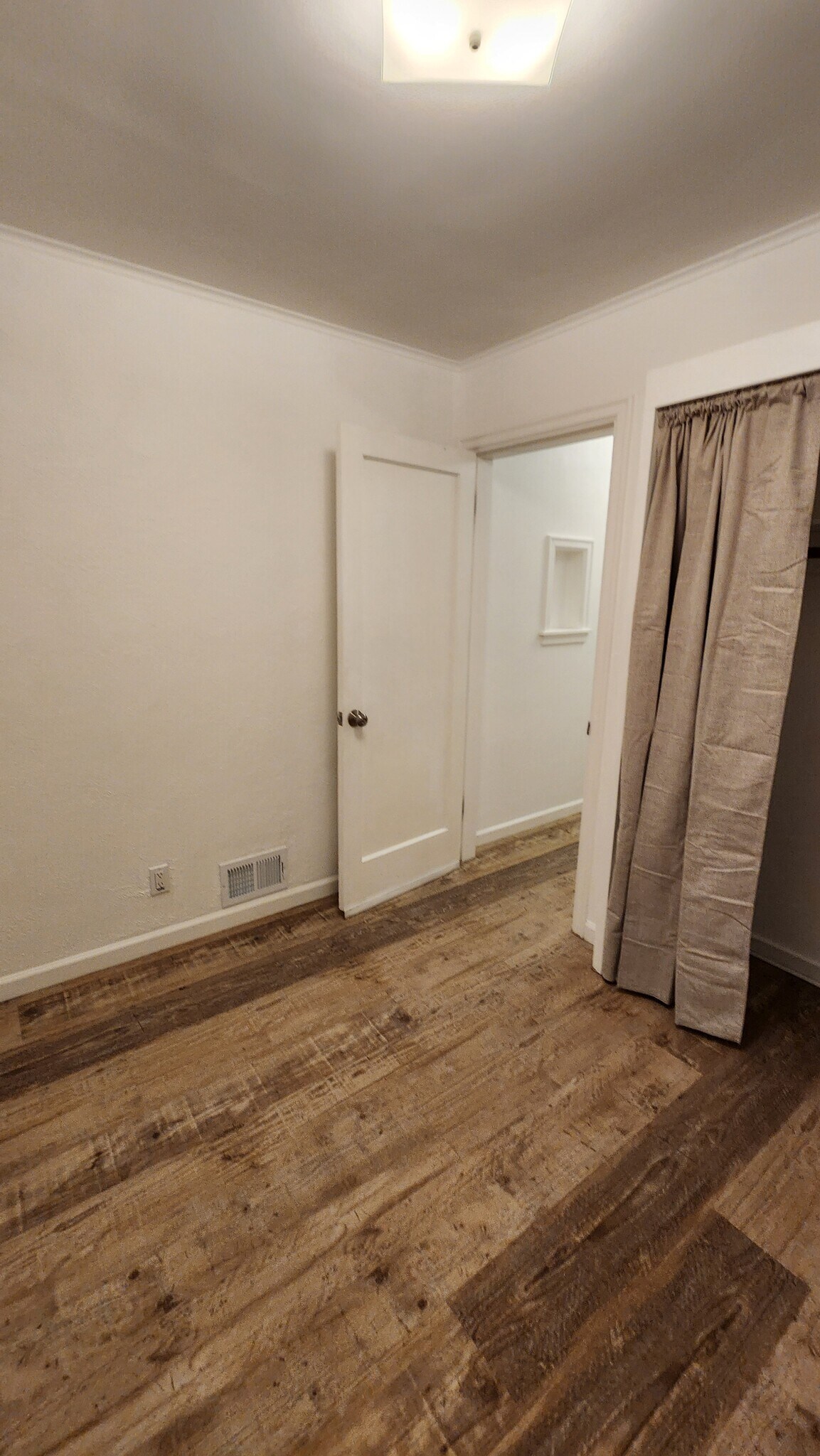 Building Photo - 4003 Garfield St