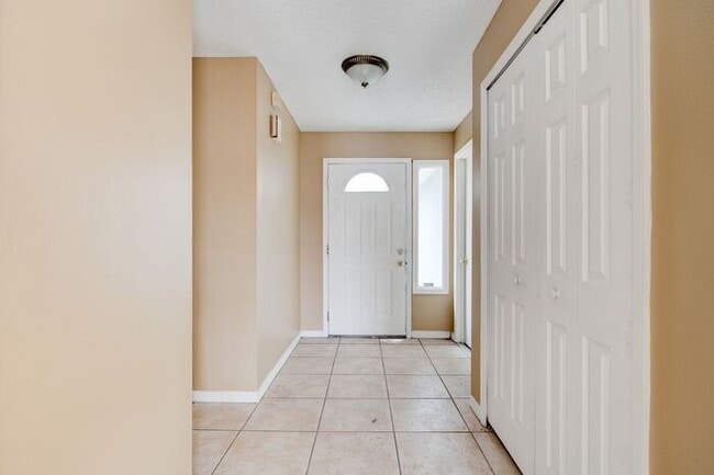 Building Photo - 6339 Jennifer Jean Dr