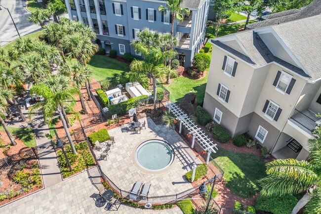 Building Photo - 3611 Conroy Rd