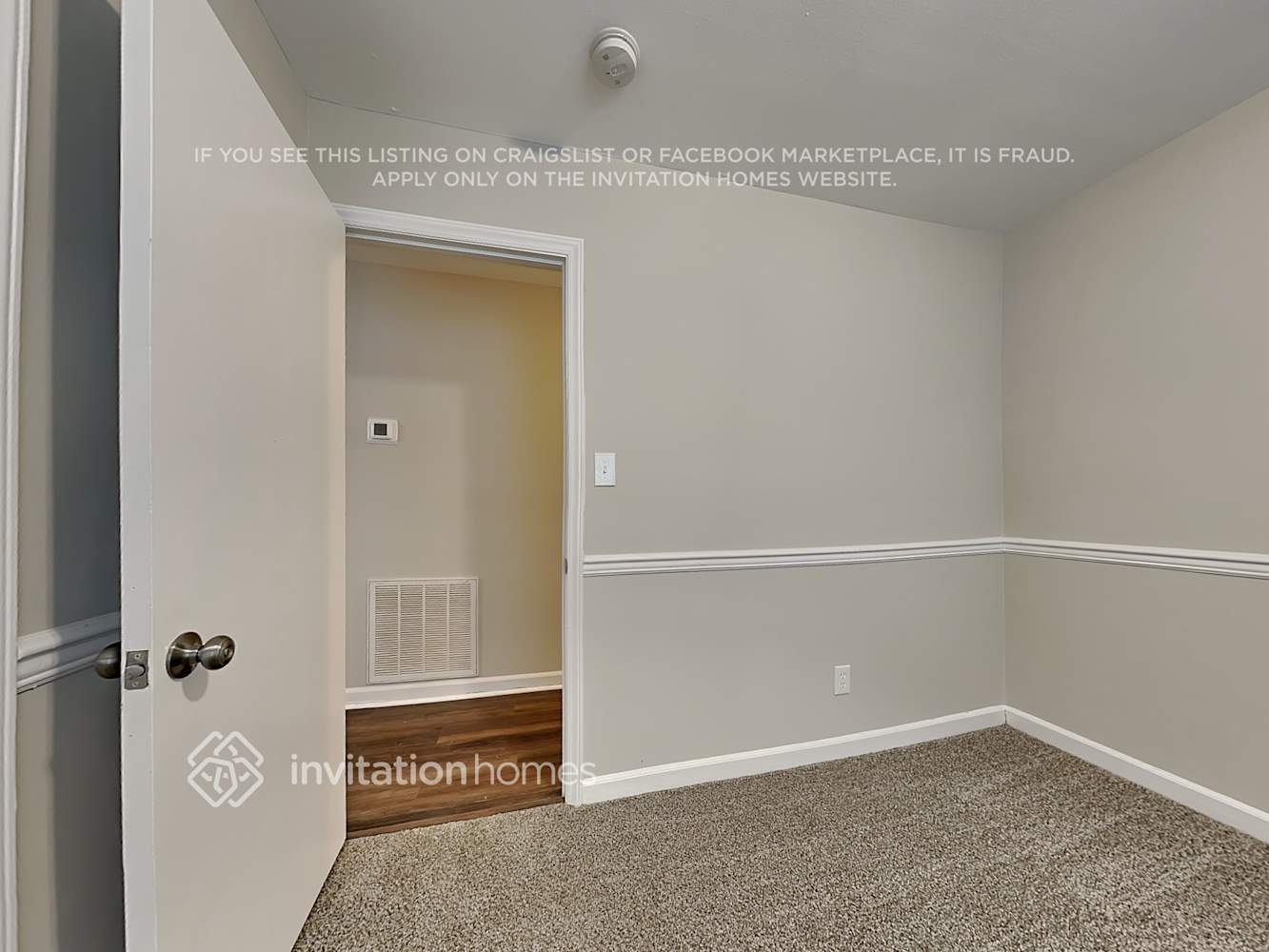 Building Photo - 7112 David Ave