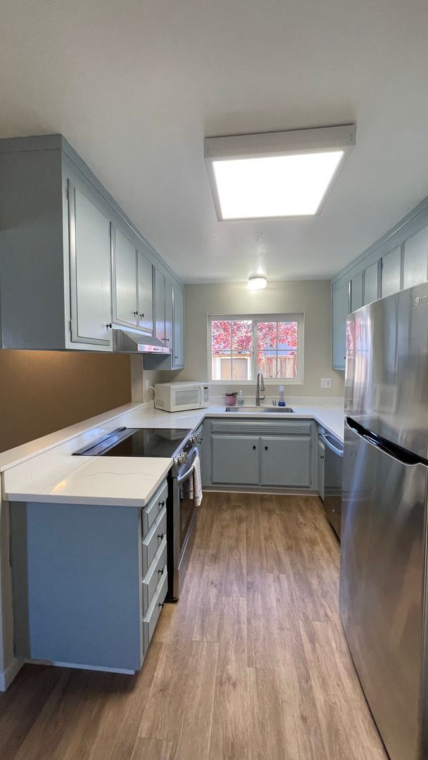 Building Photo - 1213 Otis Dr