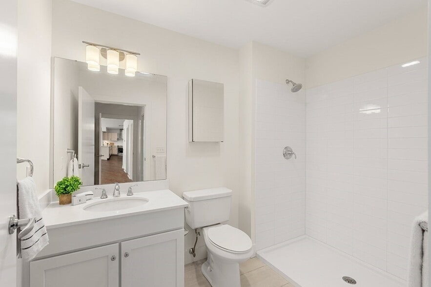 Building Photo - 24 Penniman Rd