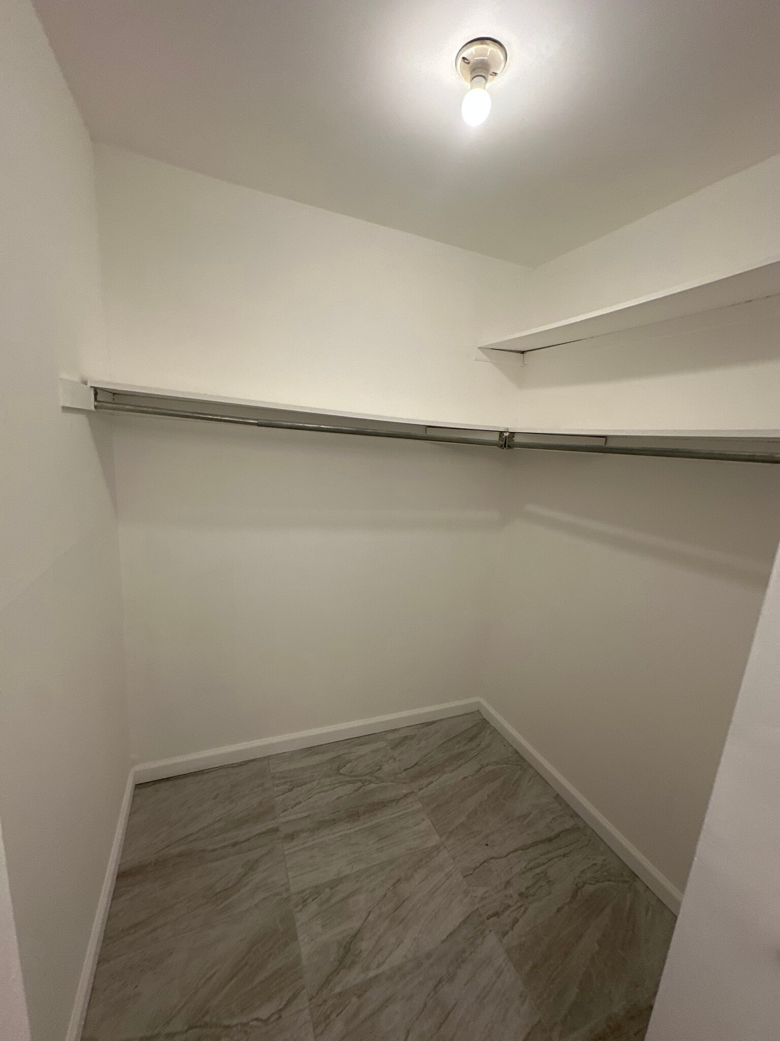 Building Photo - 2776 Willits Rd