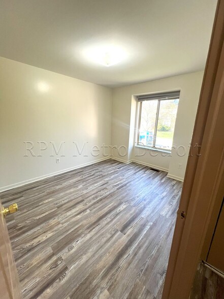Building Photo - 4048 Heatherwood Ct
