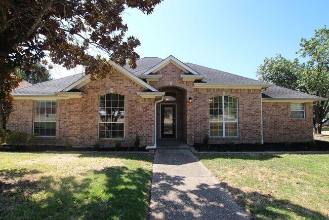 Primary Photo - Beautiful 3 Bedroom in Tyler! Coming Soon!