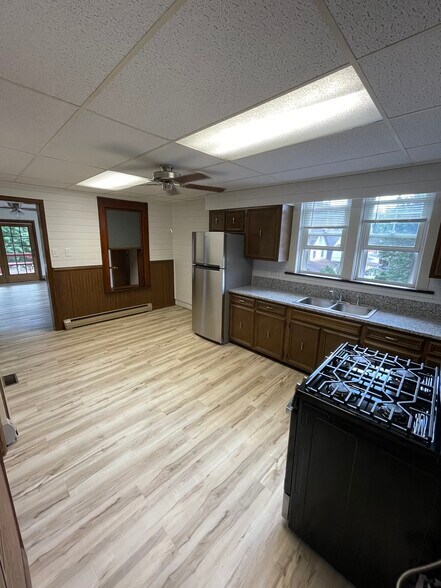 Building Photo - 2107 11th St