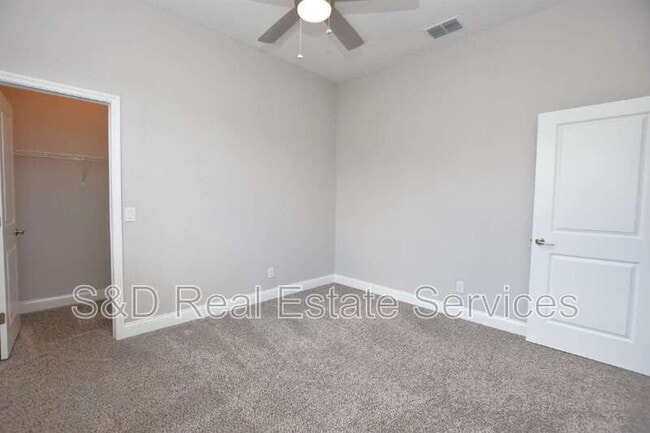 Building Photo - 3544 Lakeside Heritage Dr