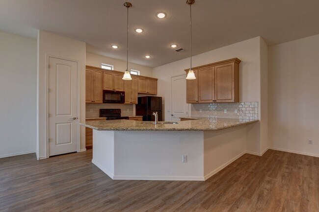 Building Photo - Spacious 3 Bedroom, 2 Bathroom Home in Granville