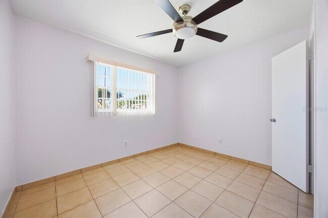 Building Photo - 5681 Tulip Ave