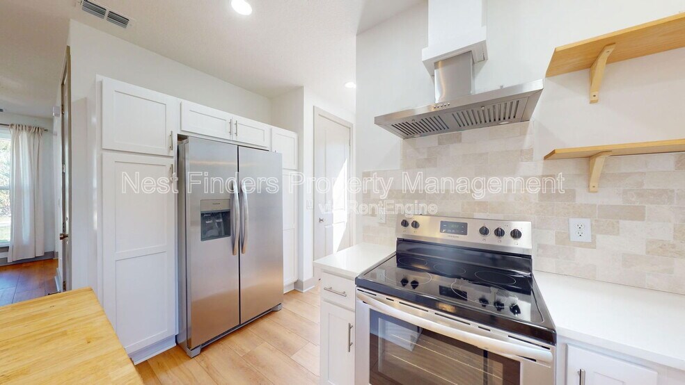 Building Photo - 966 Ingleside Ave