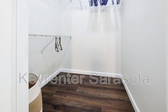 Building Photo - 4802 51st St W