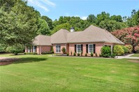 Building Photo - 145 Springfield Creek Rd