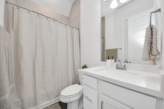 Building Photo - 4111 Crossfind Ct