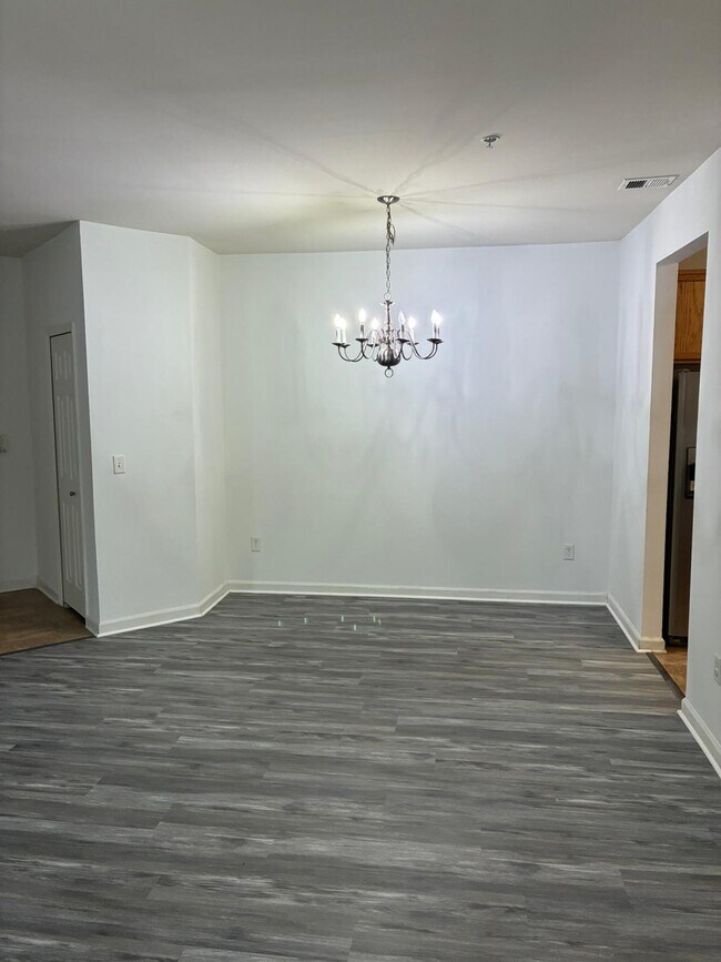 Building Photo - Wyndholme