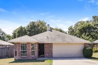 Building Photo - 2612 Pearl