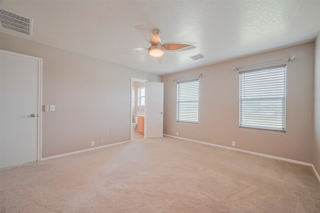 Building Photo - 2307 Emory Knoll Dr