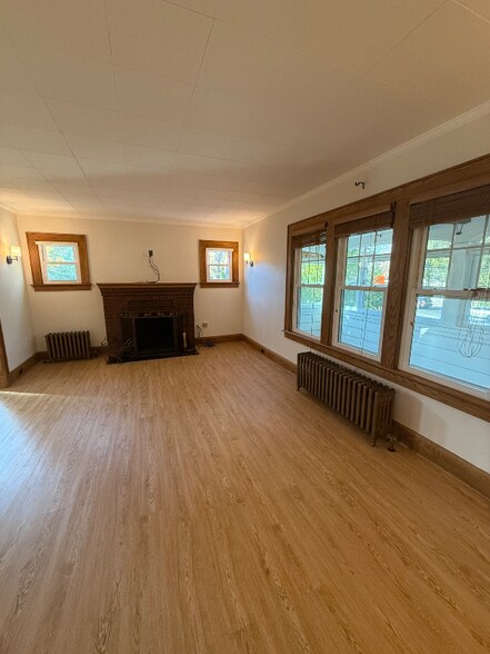 Building Photo - 351 Springfield Ave