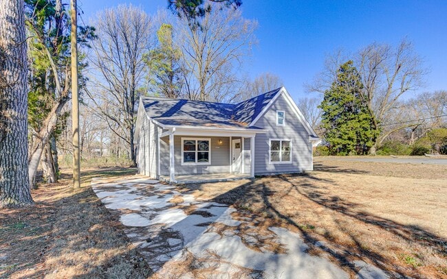 Building Photo - 2927 Beechmont St