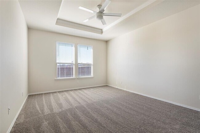 Building Photo - 12000 Kincardine Way