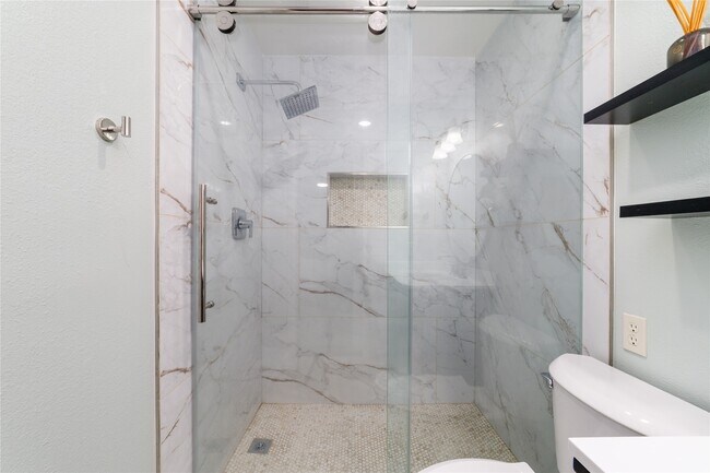 Building Photo - 26 S White Pebble Ct